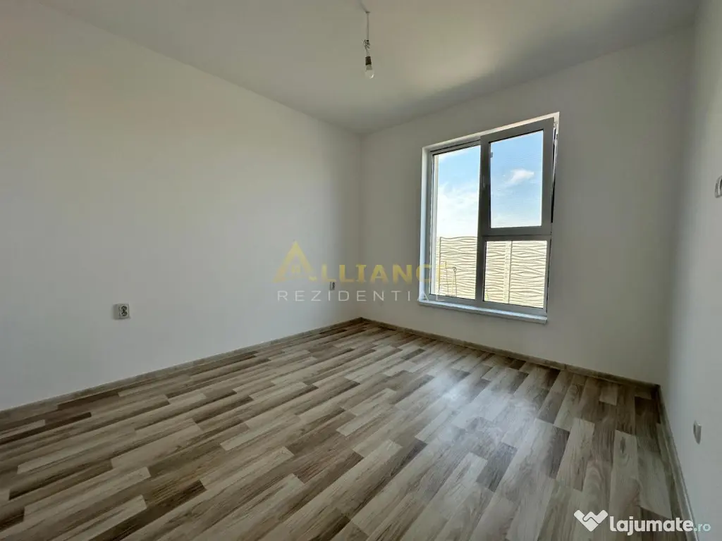 Casa individuala - 3 camere - 2 bai -310 mp teren 