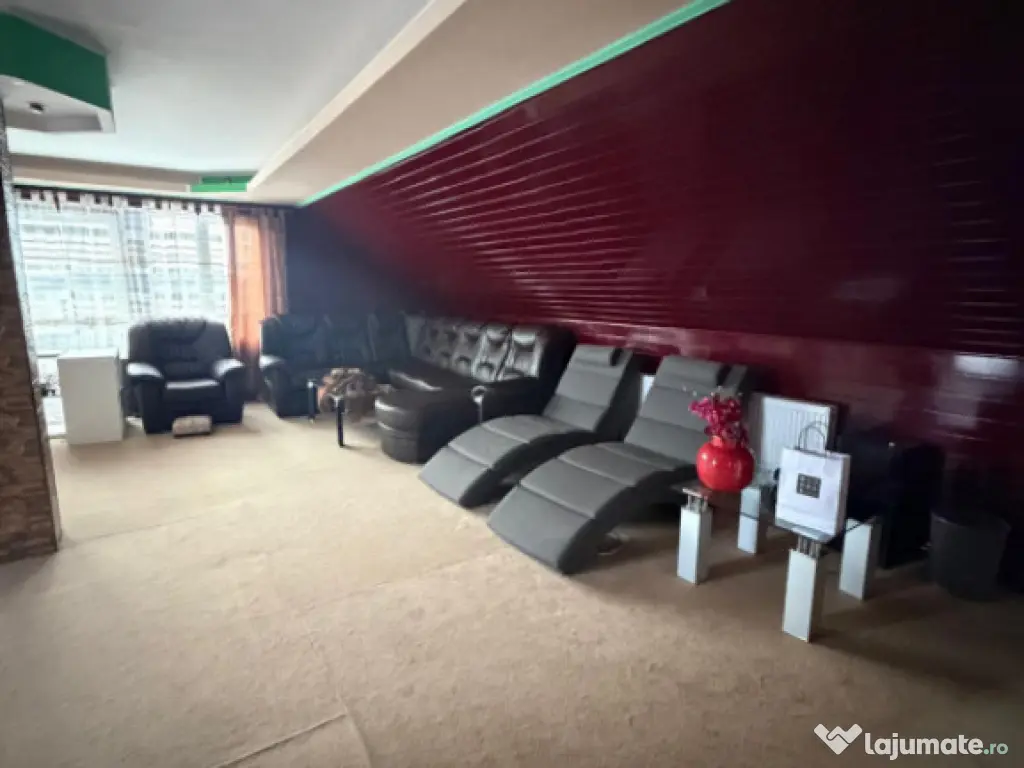 Casa spatioasa , teren 3300 mp, Dornesti 