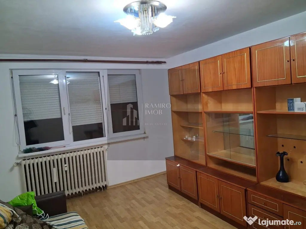 Apartament 3 camere Spatios 