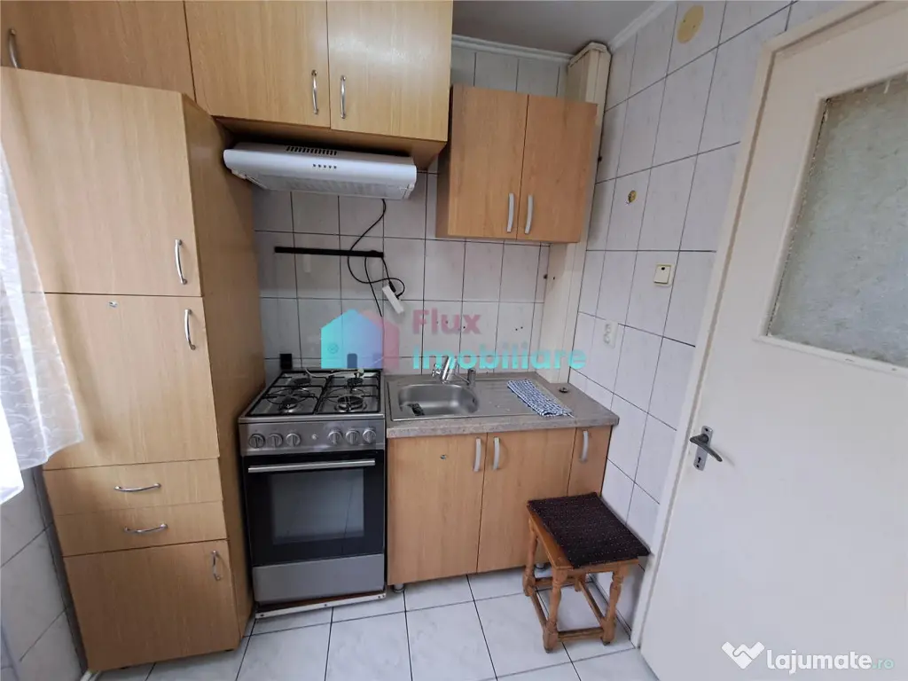 Apartament cu 2 camere zona Marasesti etaj 2 