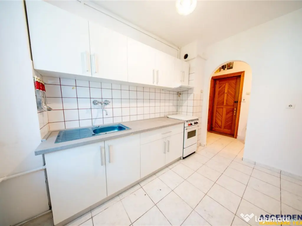 Apartament 2 camere, 49 mp, zona excelenta, aproape de centr 