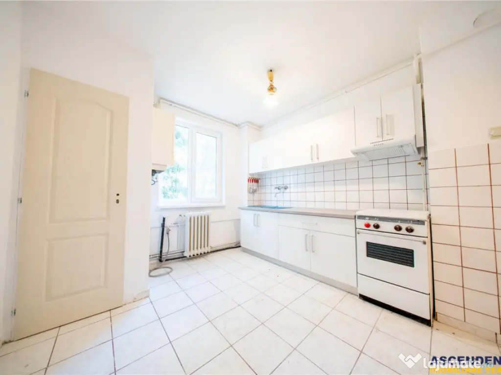 Apartament 2 camere, 49 mp, zona excelenta, aproape de centr 