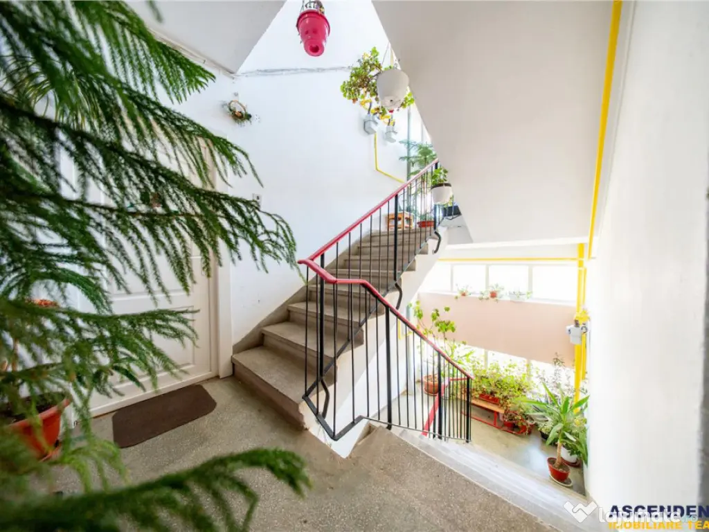 Apartament 2 camere, 49 mp, zona excelenta, aproape de centr 