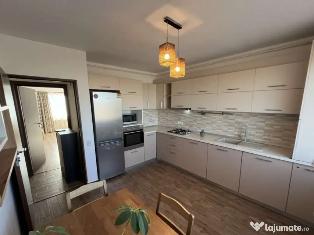 Apartament de 2 camere ( vedere libera )-Vivamus 