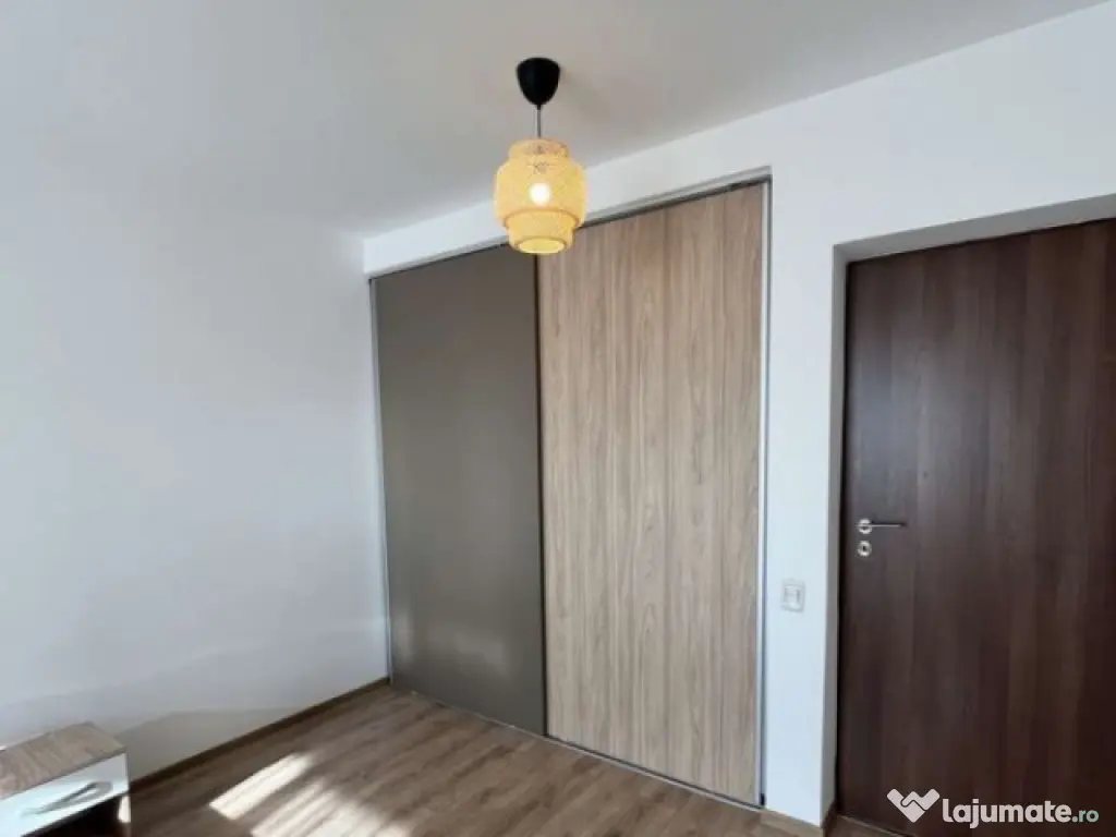 Apartament de 2 camere ( vedere libera )-Vivamus 