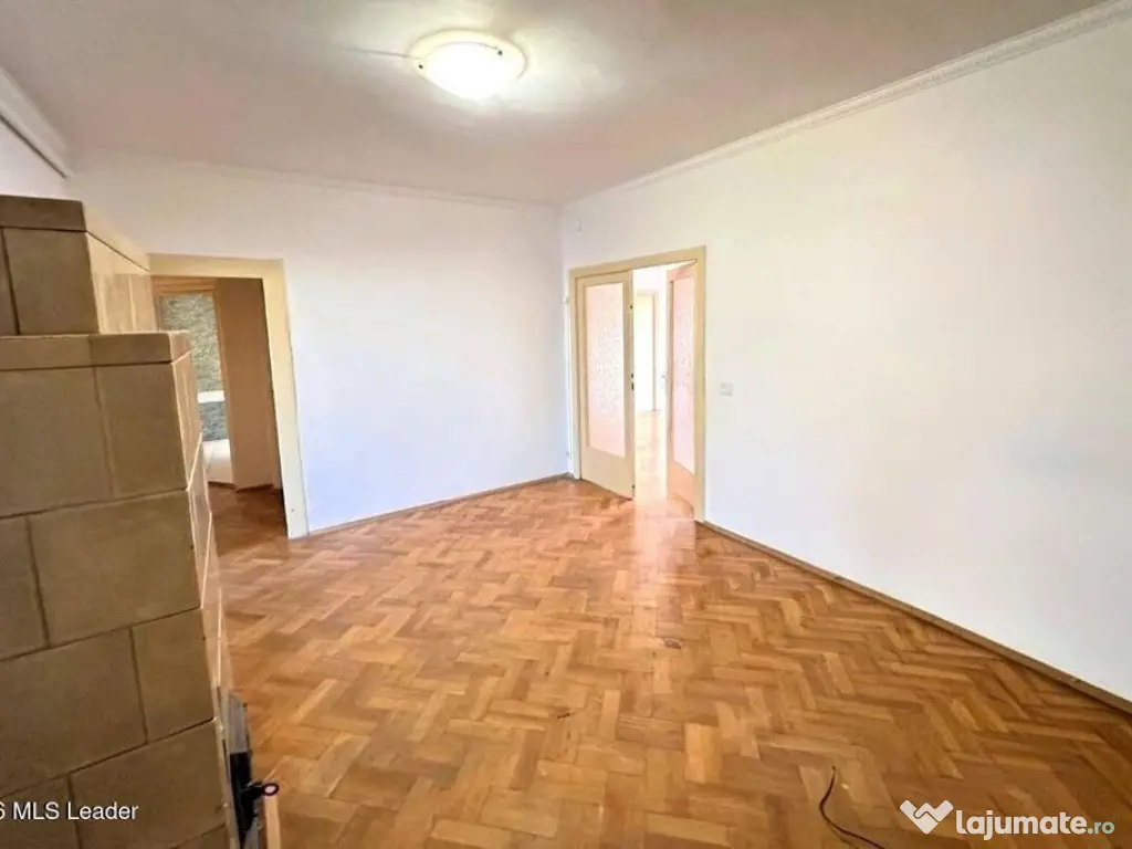 B-dul Carol I nr. 59, 188 mpu, etaj 3, 6 camere, bloc mic 