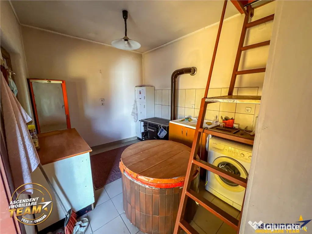 3DFILM! Casa cu 3 camere,1.800mp teren, facilitati apreciabi 