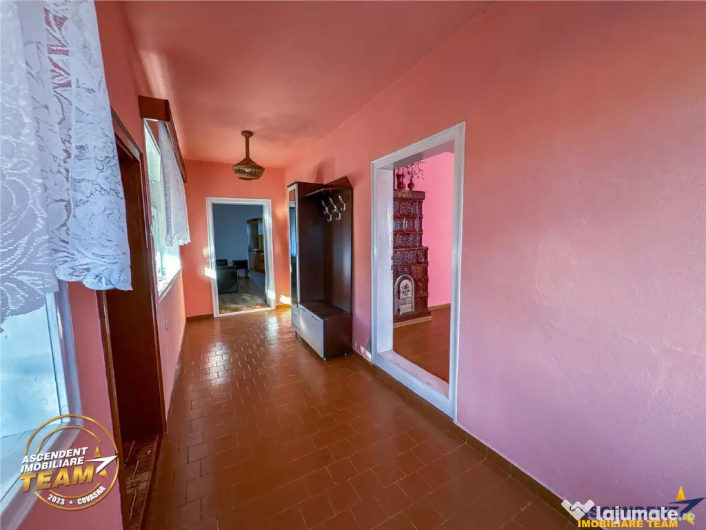 3DFILM! Casa cu 3 camere,1.800mp teren, facilitati apreciabi 