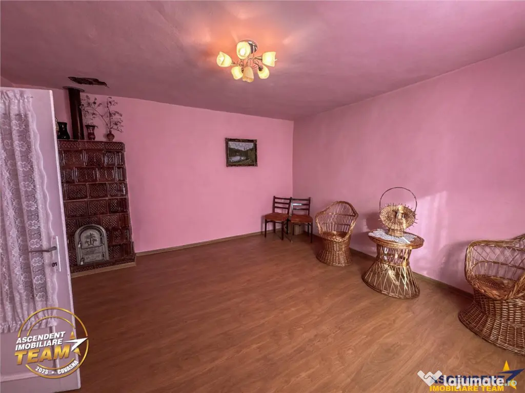 3DFILM! Casa cu 3 camere,1.800mp teren, facilitati apreciabi 