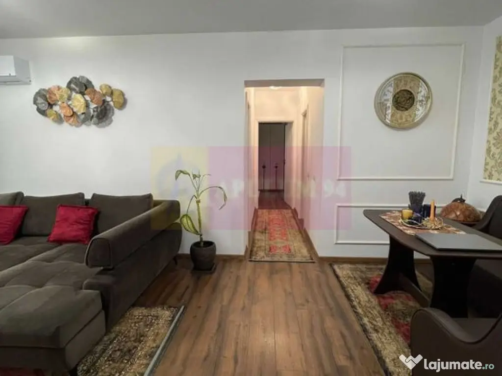 Apartament 3 camere, mobilat luxos, si loc de parcare la ...