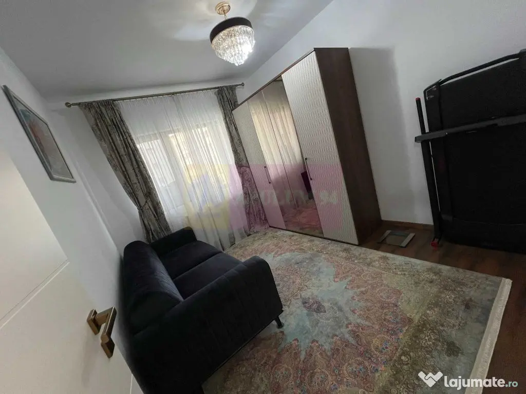 Apartament 3 camere, mobilat luxos, si loc de parcare la ...