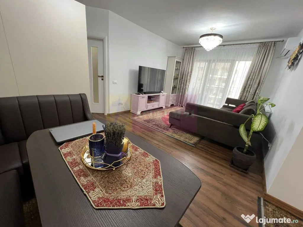 Apartament 3 camere, mobilat luxos, si loc de parcare la ...