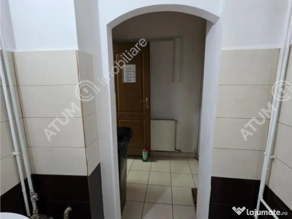 Spatiu comercial 75 mp de inchiriat in zona Vasile Aaron din
