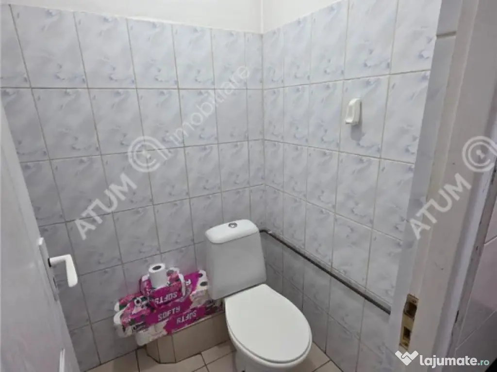 Spatiu comercial 75 mp de inchiriat in zona Vasile Aaron din