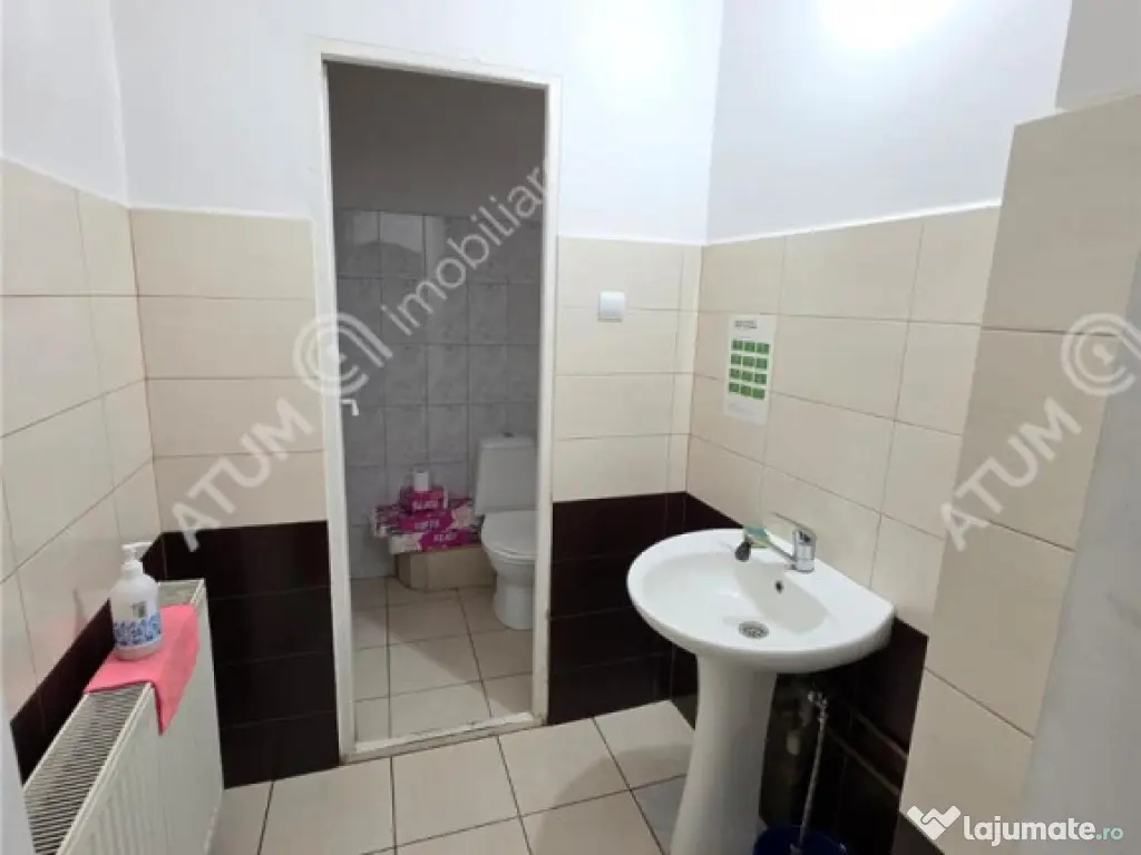 Spatiu comercial 75 mp de inchiriat in zona Vasile Aaron din