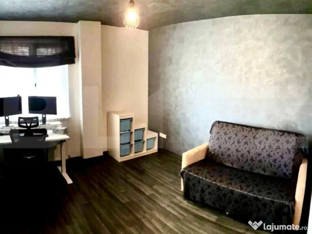 Apartament 3 camere, 71 mp, parcare, 2 bai, lift, zona Teilo 