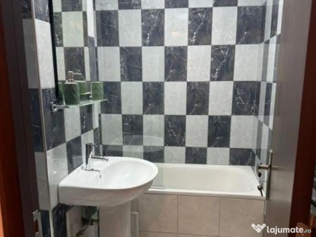 Giurgiului luica ilie oprea