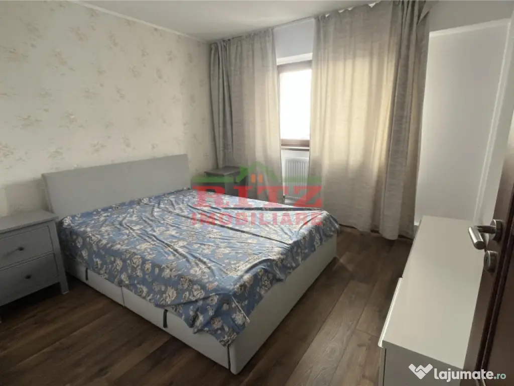 Ap. 3 cam. DE INCHIRIAT, mob. si utilat, zona bd. A.I.Cuza!