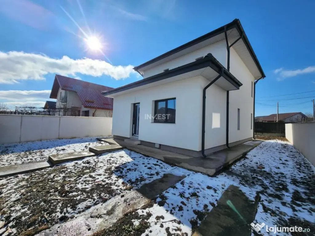 Casa individuala , 4 camere , 2 bai , zona MIROSLAVA-VALEA U