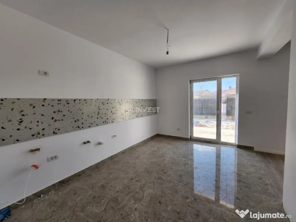 Casa individuala , 4 camere , 2 bai , zona MIROSLAVA-VALEA U