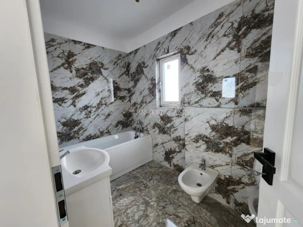 Casa individuala , 4 camere , 2 bai , zona MIROSLAVA-VALEA U