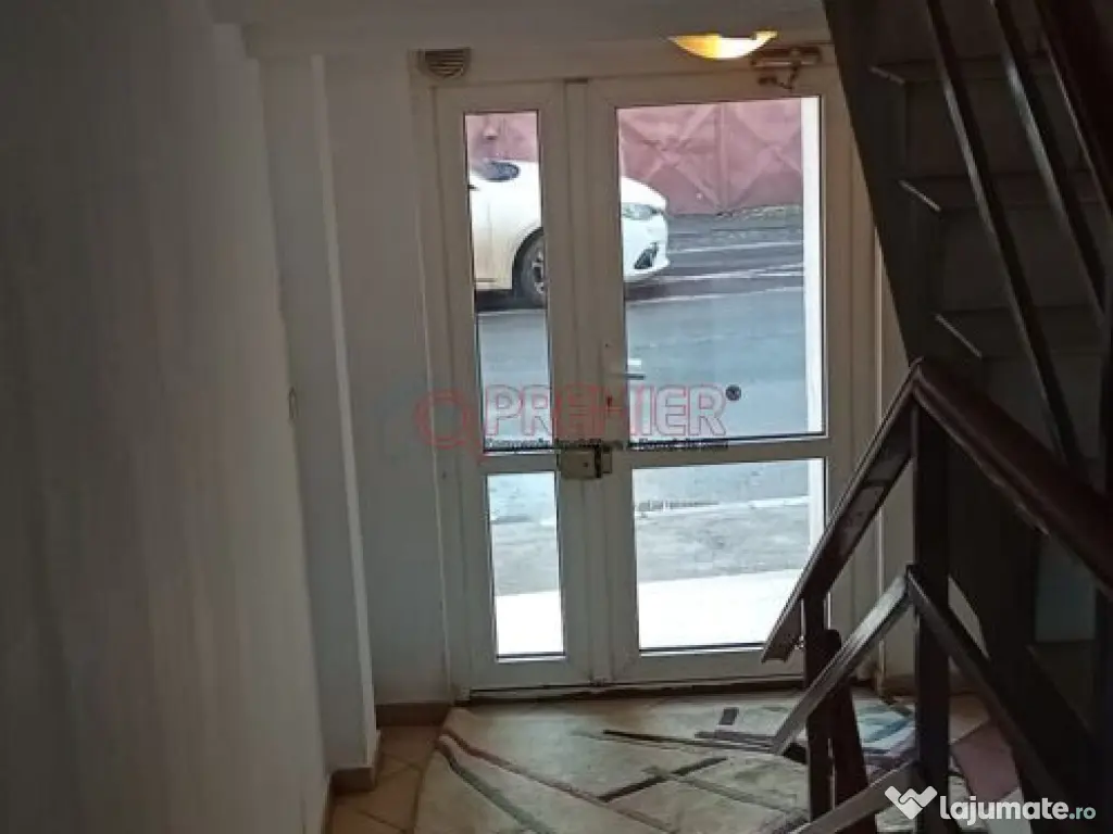 Metrou Eroii Revoluției - Garsonieră