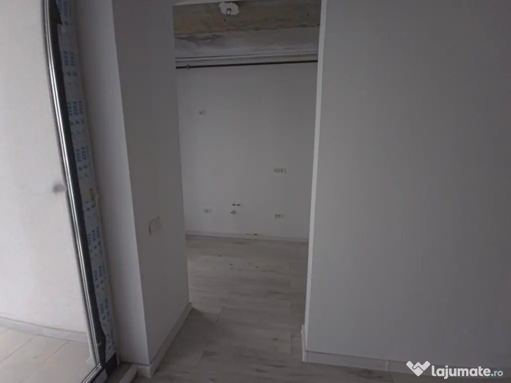 Mamaia Nord apartament 2 camere nou 150 m de mare