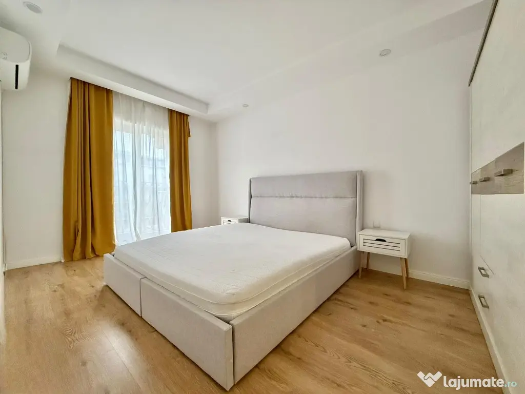 COSMOPOLIS - Aparatament 3 camere mobilat si utilat, vedere piscina 