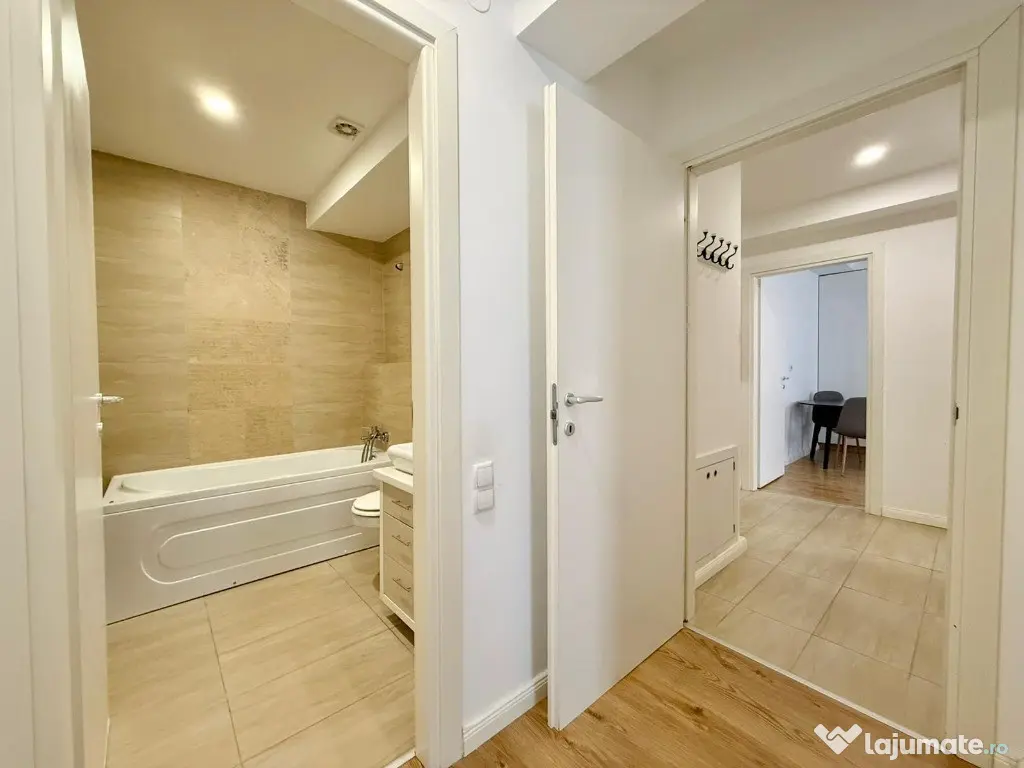 COSMOPOLIS - Aparatament 3 camere mobilat si utilat, vedere piscina 