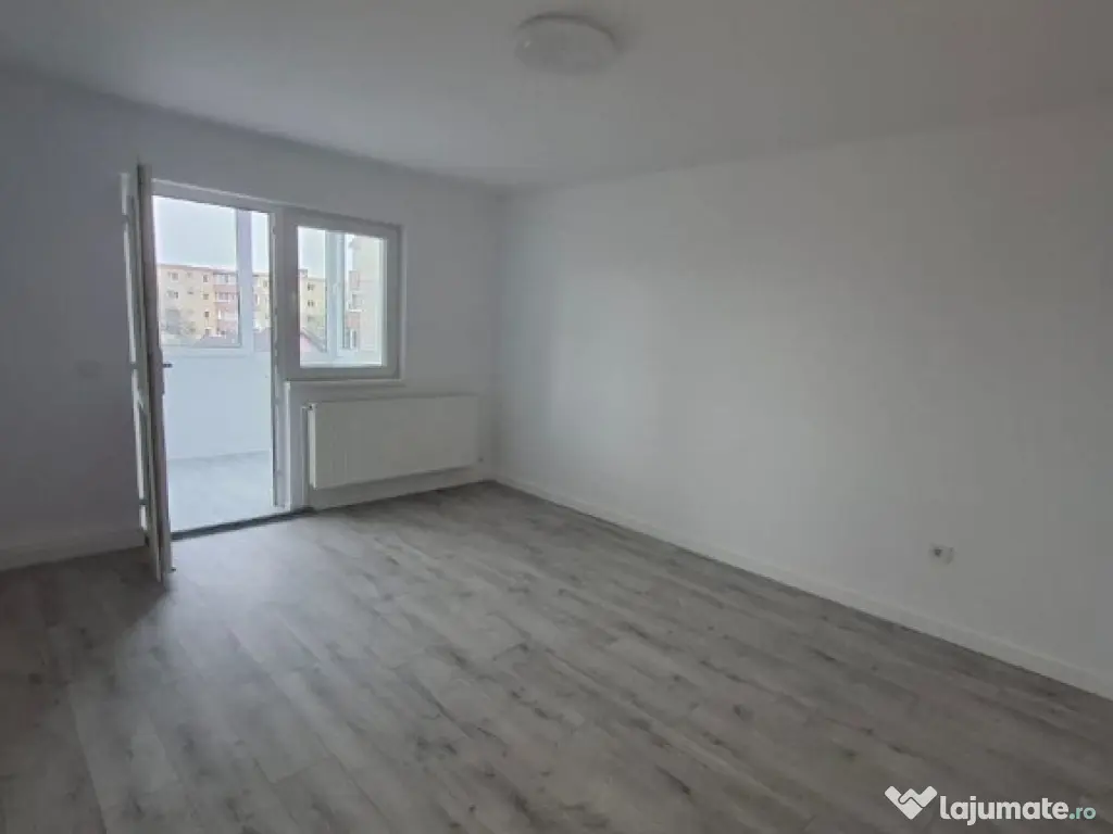 Apartament 2 camere, decomandat - zona Bartolomeu 