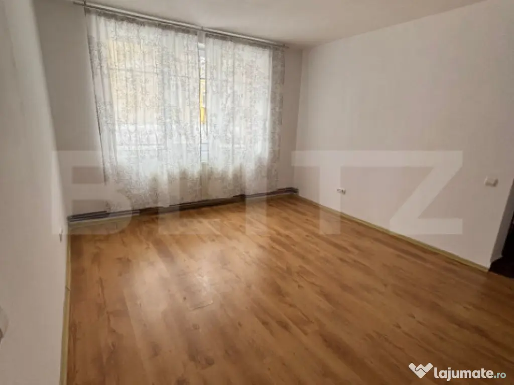 Spațiu 2 camere de închiriat, Centru Civic, ideal birou/sa 