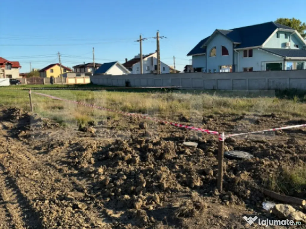 Teren intravilan 500 mp cu autorizație de construire ???? V 