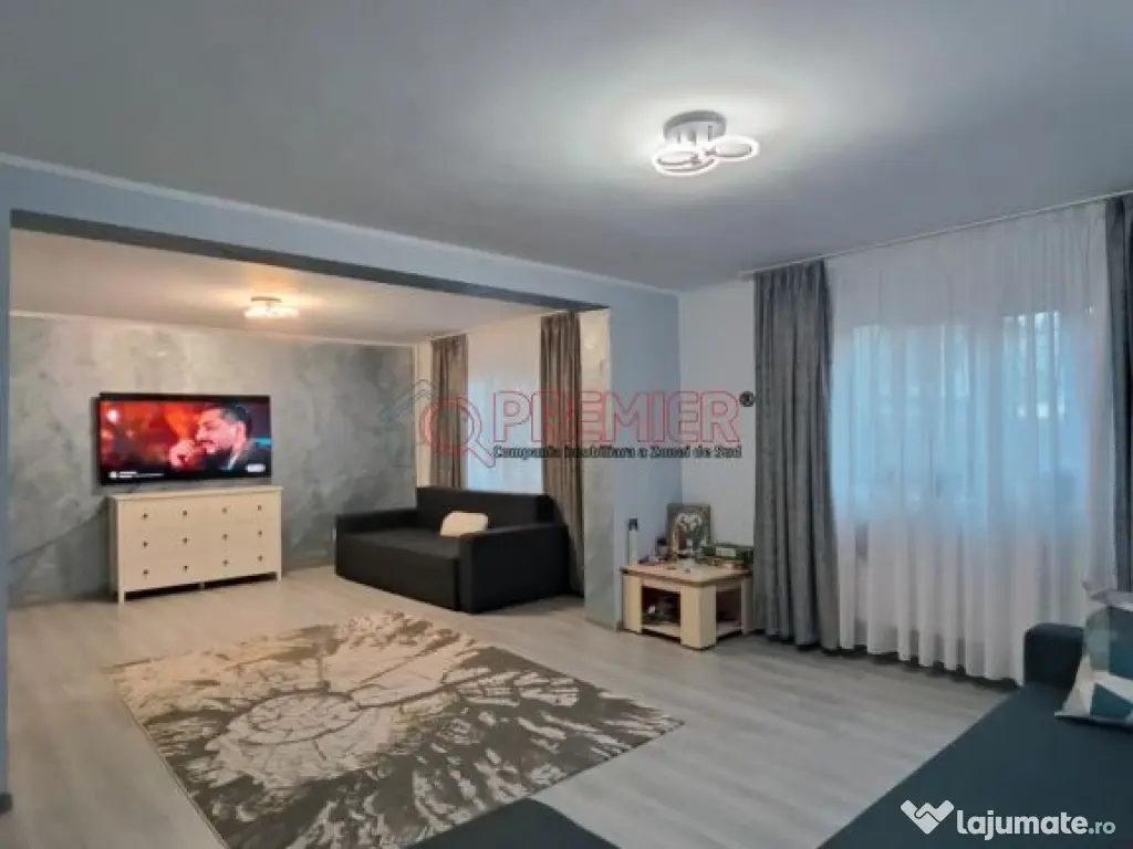 Metrou Aparatorii Patriei - Casa P+1+pod - 280mp teren