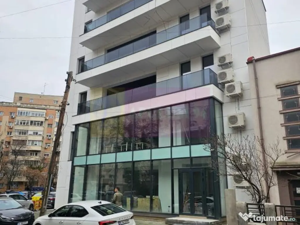 Inchiriere spatiu comercial in zona Marriott-13 Septembrie