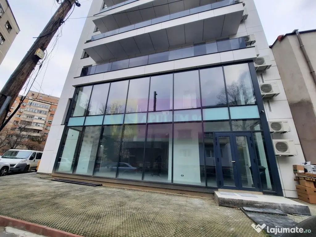 Inchiriere spatiu comercial in zona Marriott-13 Septembrie