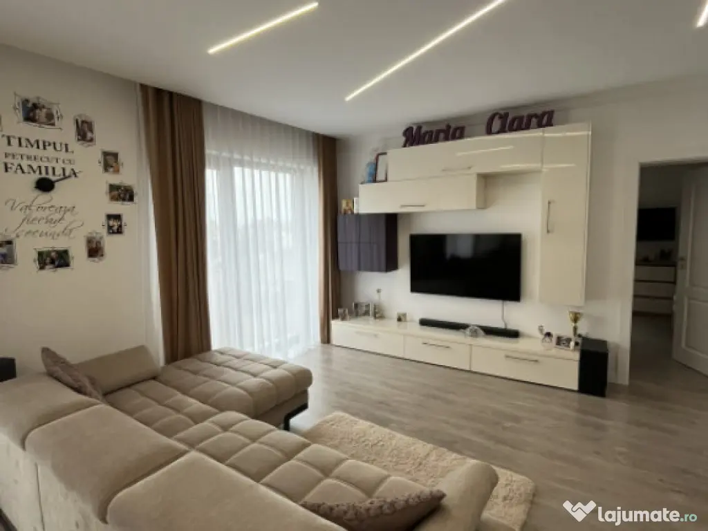 Apartament 3 camere, 82 mp utili, zona Albert