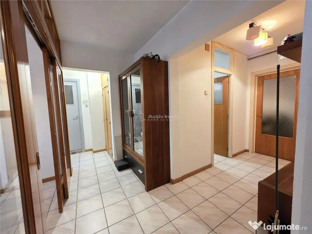 4 camere - centrala termica - parcare - Crangasi