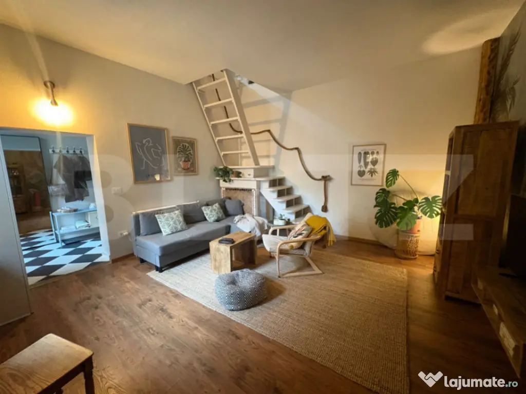 Casă cochetă 60 mp - mansardă, mobilată, zona centrală 