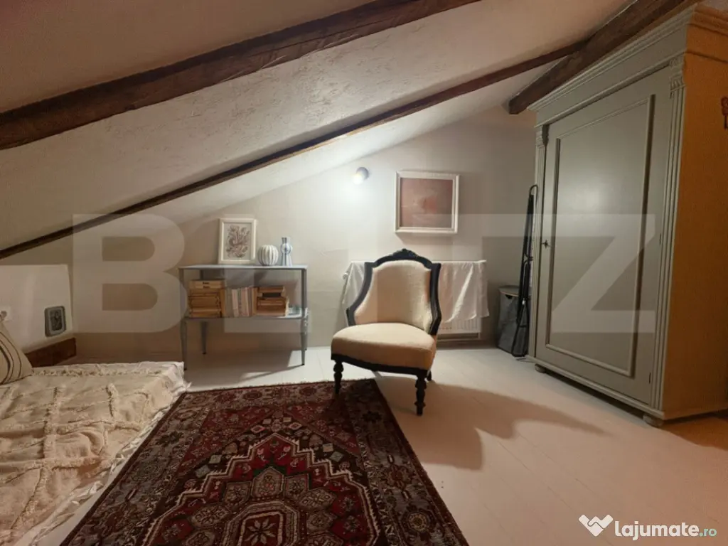 Casă cochetă 60 mp - mansardă, mobilată, zona centrală 