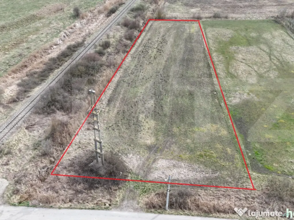 Teren intravilan 35 arii opurtunitate investitie. Reghin