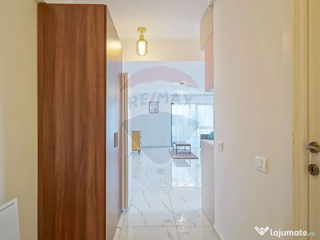 Garsoniera de închiriat, parcare subterana, etaj 1 | Zon... 