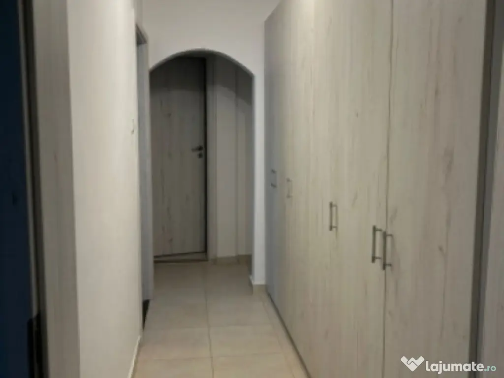 Apartament 4 camere decomandat, 80mp, zona Fizicienilor, 175.000euro 