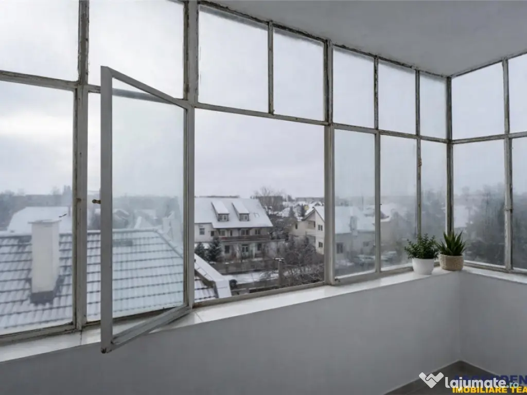 Apartament 2 camere,improspatat, decomandat,balcon,pivnita,T 