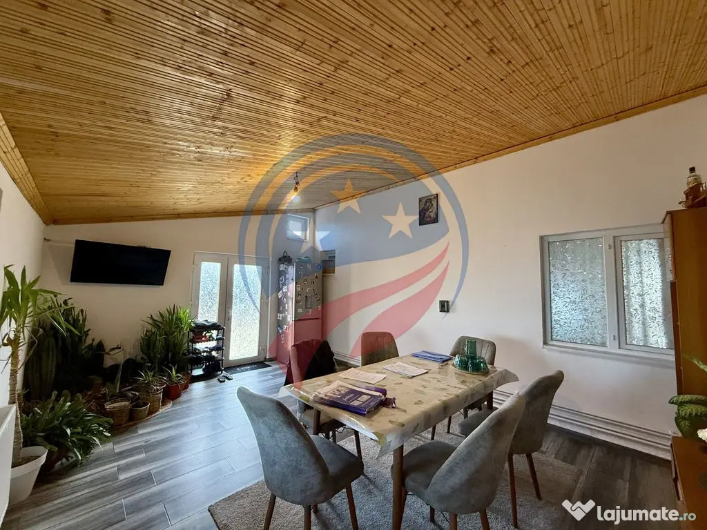 Casa cu teren generos/de vanzare/com Leu, Dolj 