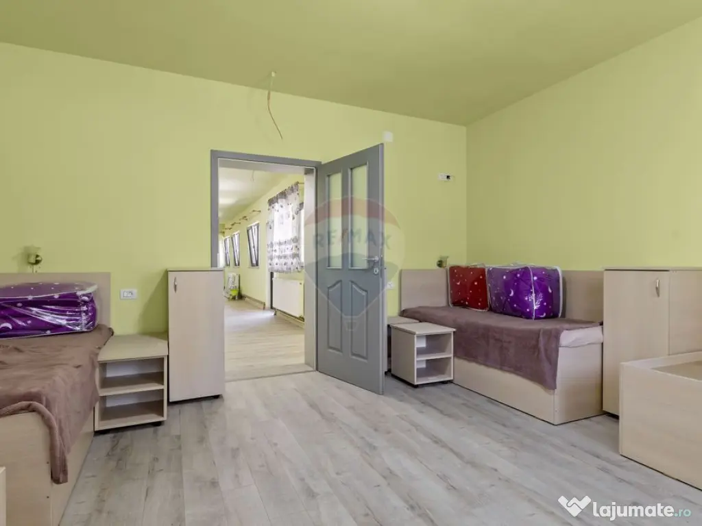 Casă noua 246 mpc cu teren 1363 mp de vânzare Sannicola... 