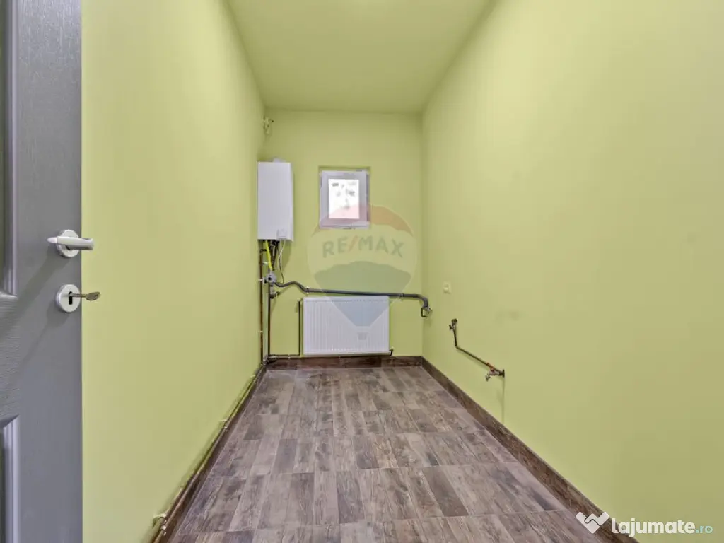 Casă noua 246 mpc cu teren 1363 mp de vânzare Sannicola... 