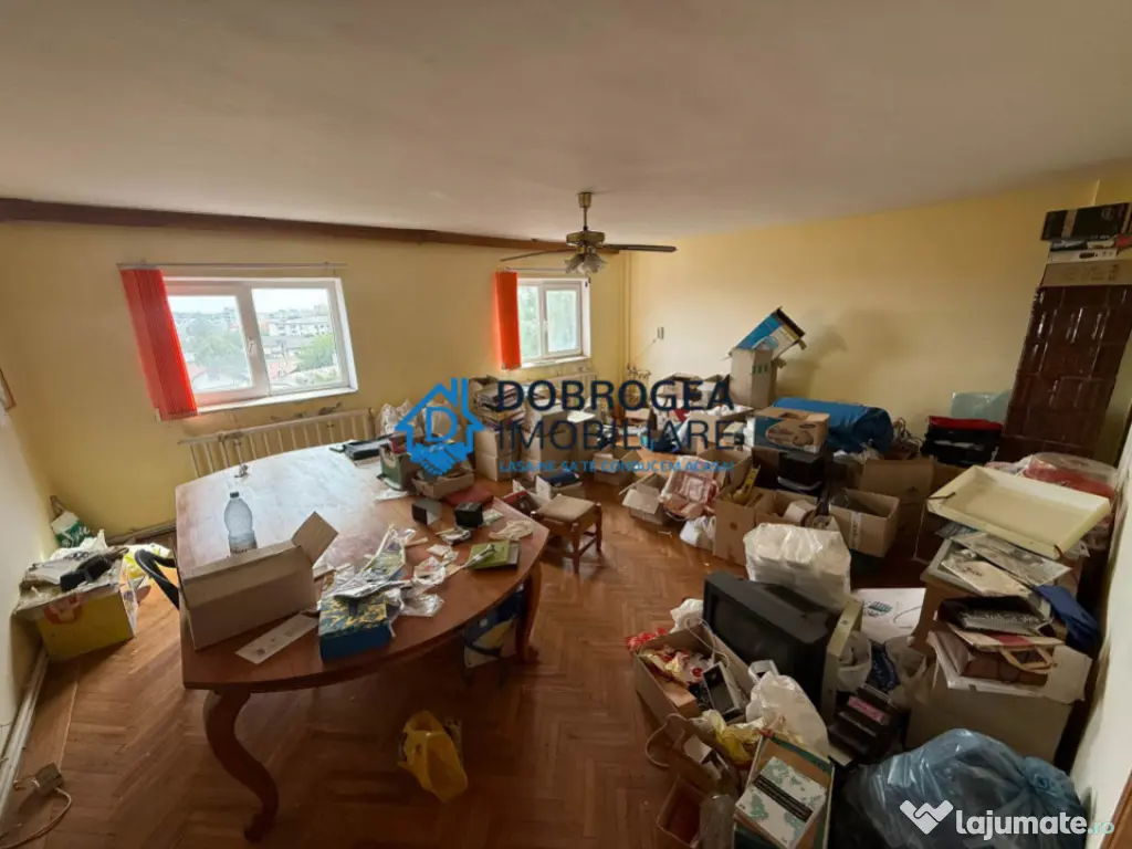 Imobil P+1, destinatie comerciala, suprafata utila 358 mp 