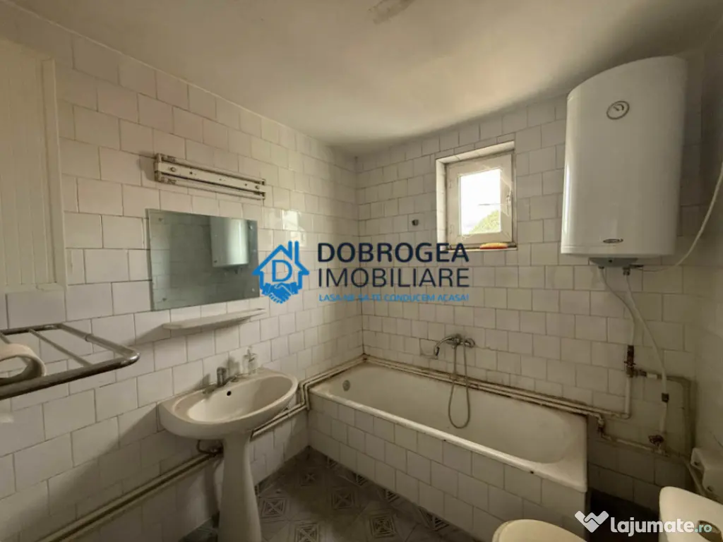 Imobil P+1, destinatie comerciala, suprafata utila 358 mp 