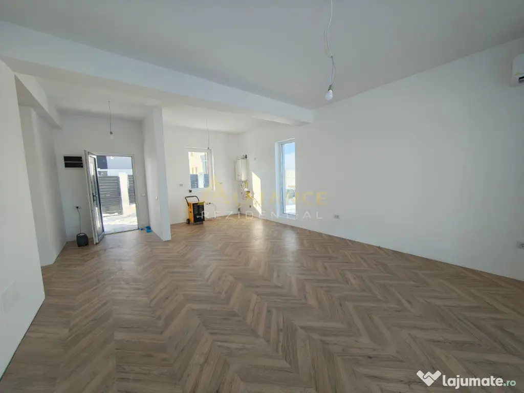 Casa individuala parter - 3 camere - 2 bai - 300 mp teren