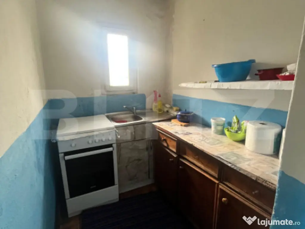 Teren 908 mp cu 2 case, zona Kaufland Sud